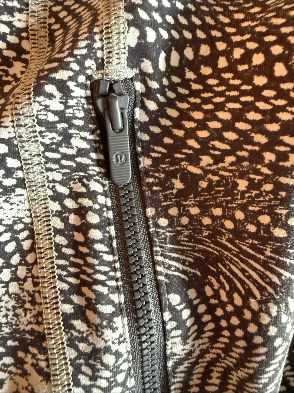 lululemon Define Jacket Black and White Patterned Zip-Up Tailored Slim Fit